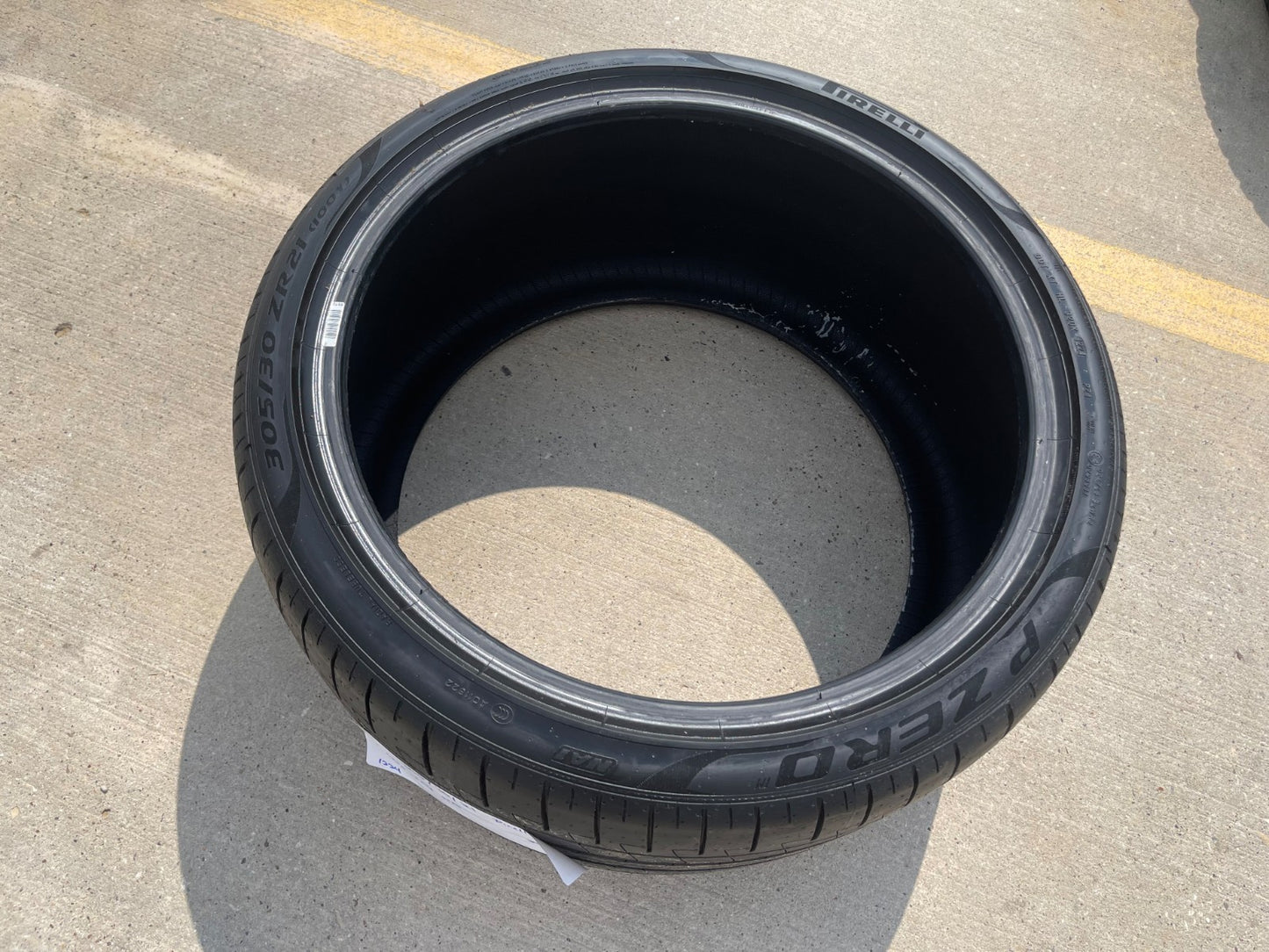 (1) 305/30/21 Pirelli P Zero tire 110Y M+S 305/30r21 NA1 NEW TAKE OFF!