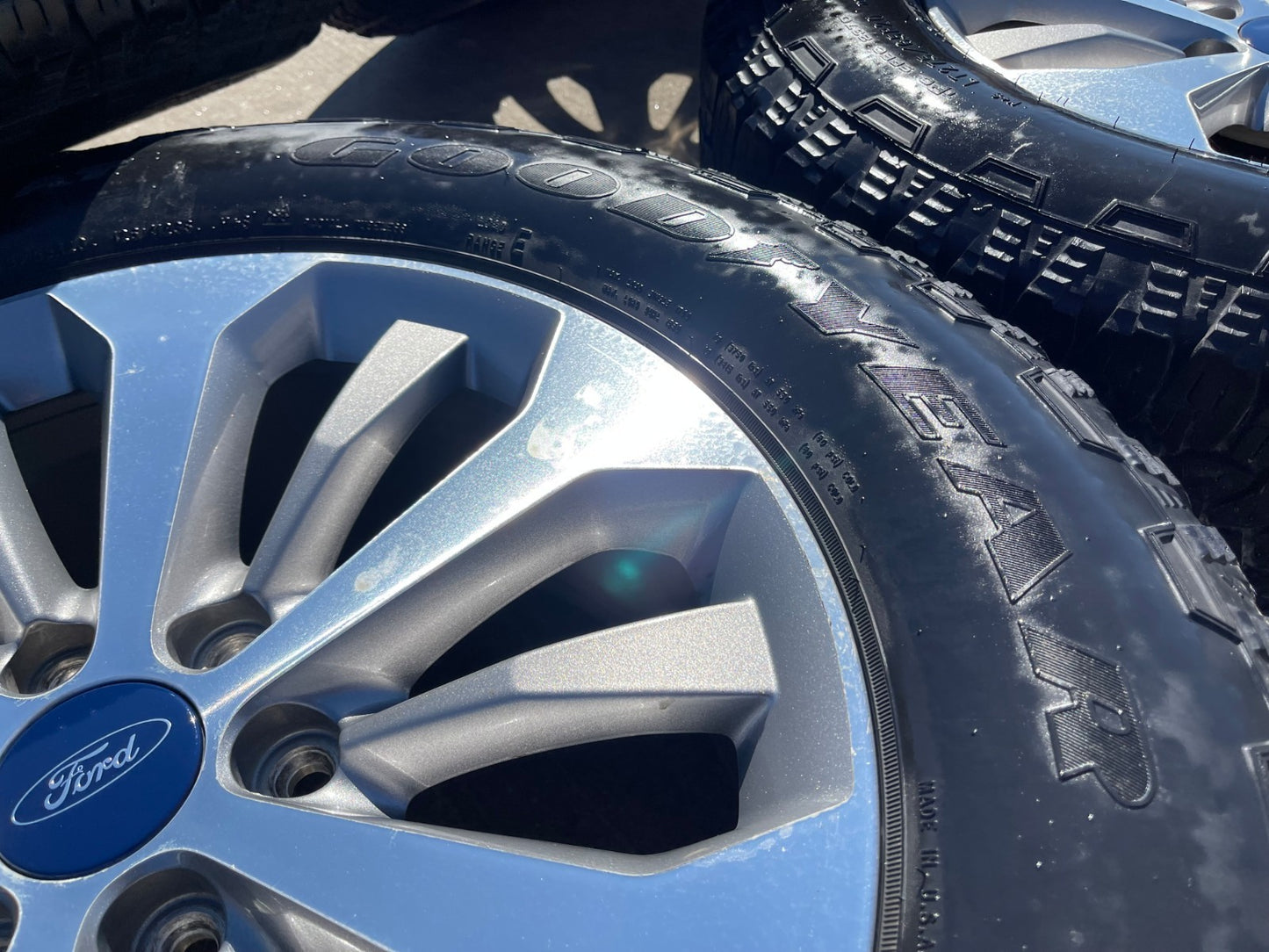 20" Ford F-150 LARIAT Limited OEM 10006 rims wheels Expedition GOODYEAR