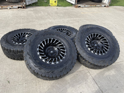 18" 18x10 Fuel CYCLONE D683 Jeep Wrangler wheels rims 5x5 5x127 TOYO R/T 37"