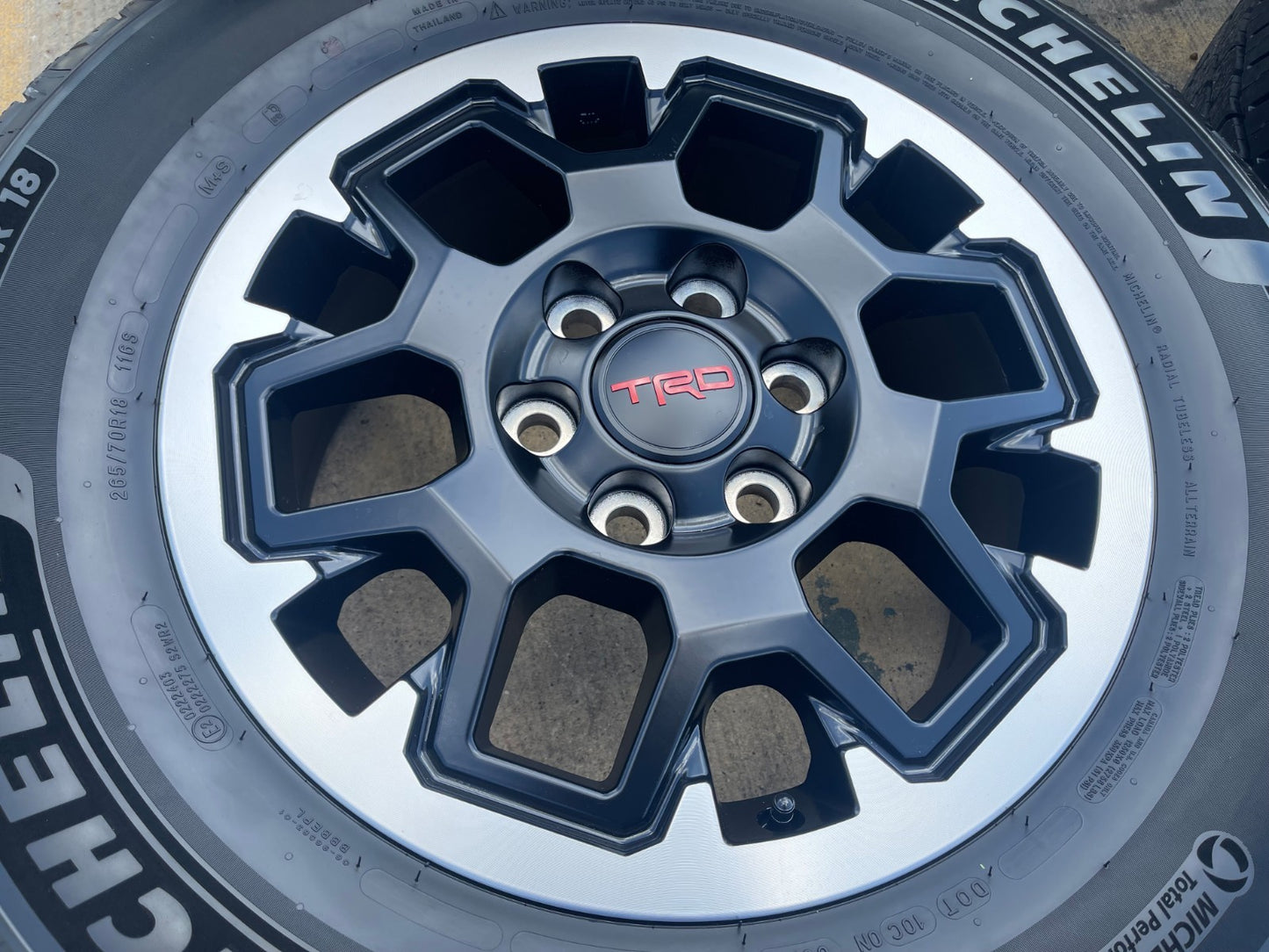 18" Toyota Tacoma 4Runner TRD OEM 94199 wheels rims 2025 2026 2027 MICHELIN NEW