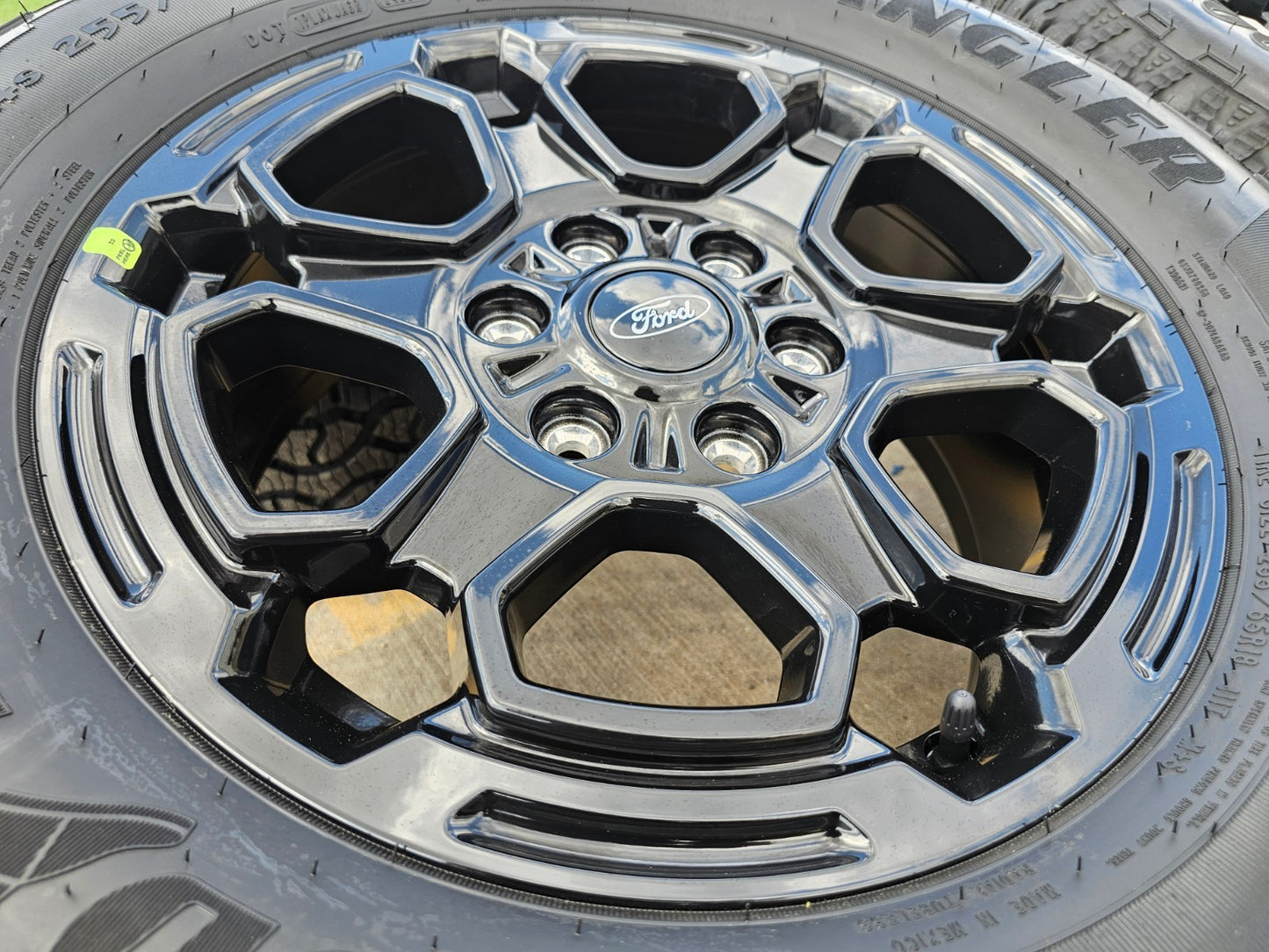 18" Ford Ranger OEM wheels rims tires Bronco black 2024 2025 2026 2027 NEW