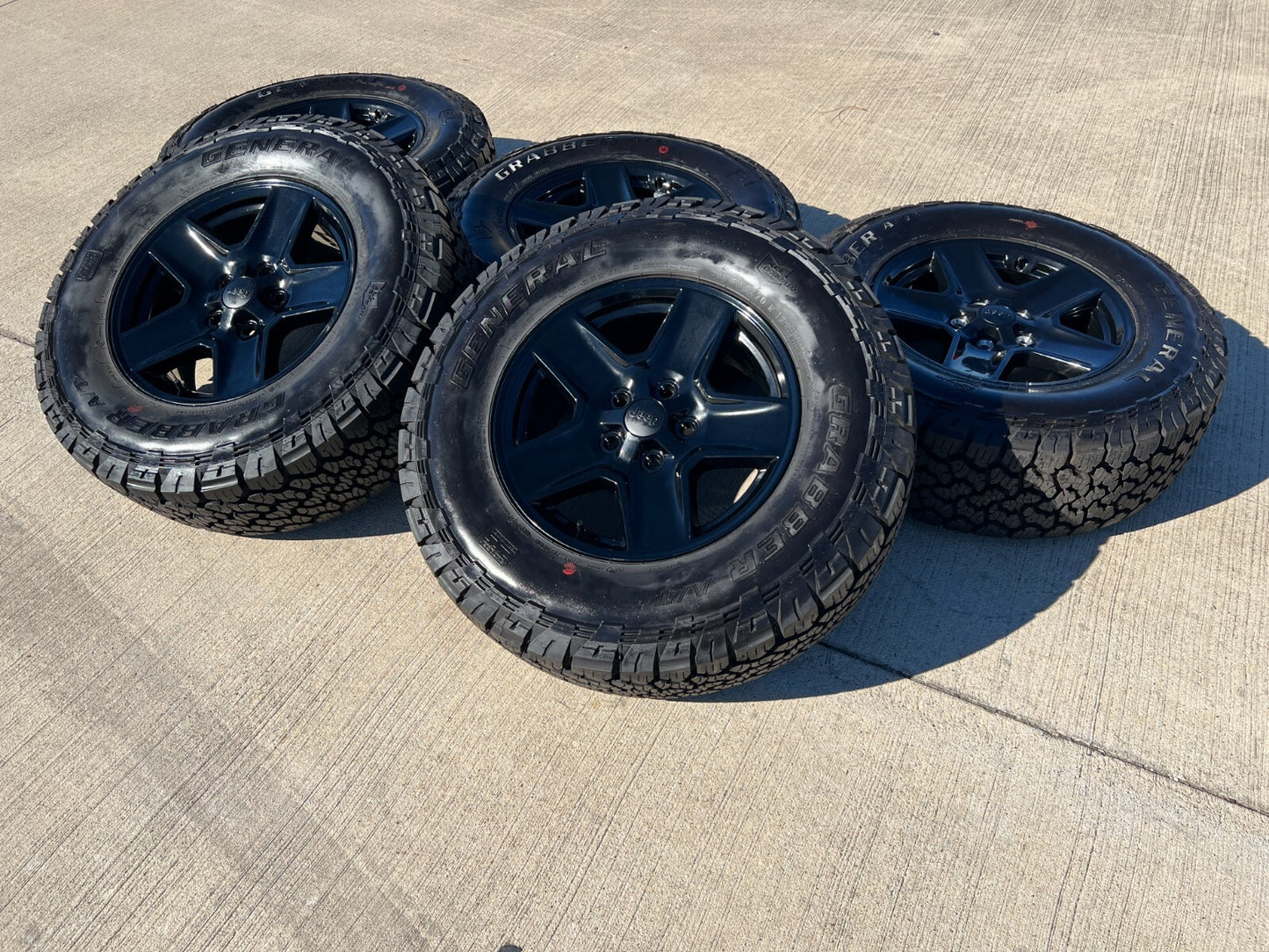 17" Jeep Gladiator BLACK OEM wheels rims 9235 Wrangler 2023 2024 2025 NEW