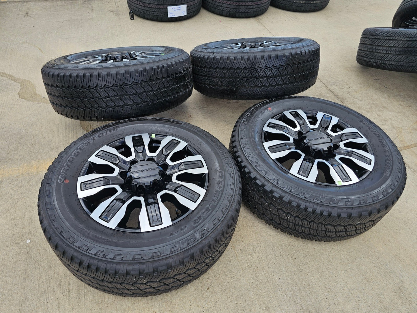20" GMC Sierra DENALI 2500 3500 OEM wheels rims 5958 14138 Chevy DUELER A/T