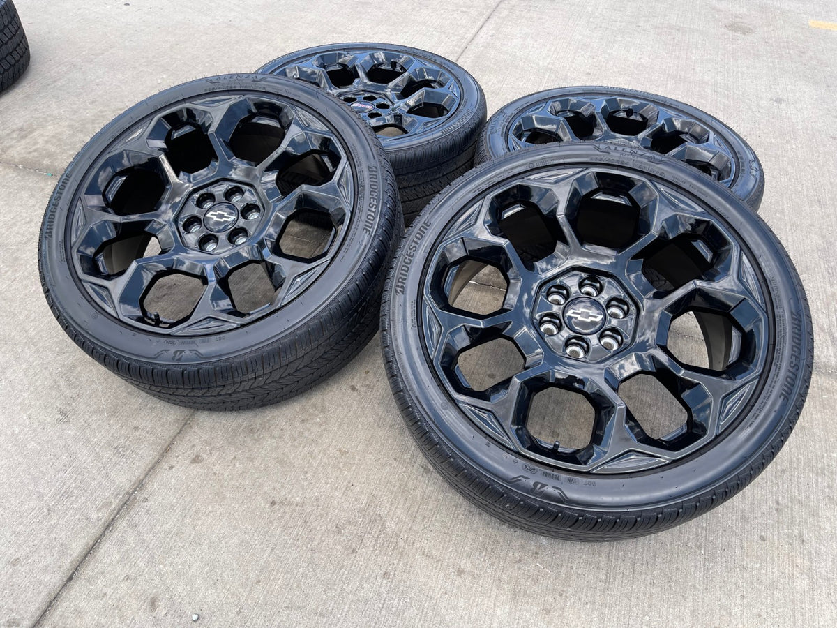 24" Chevy GMC Yukon Sierra Tahoe Cadillac Escalade V OEM wheels rims SET NEW
