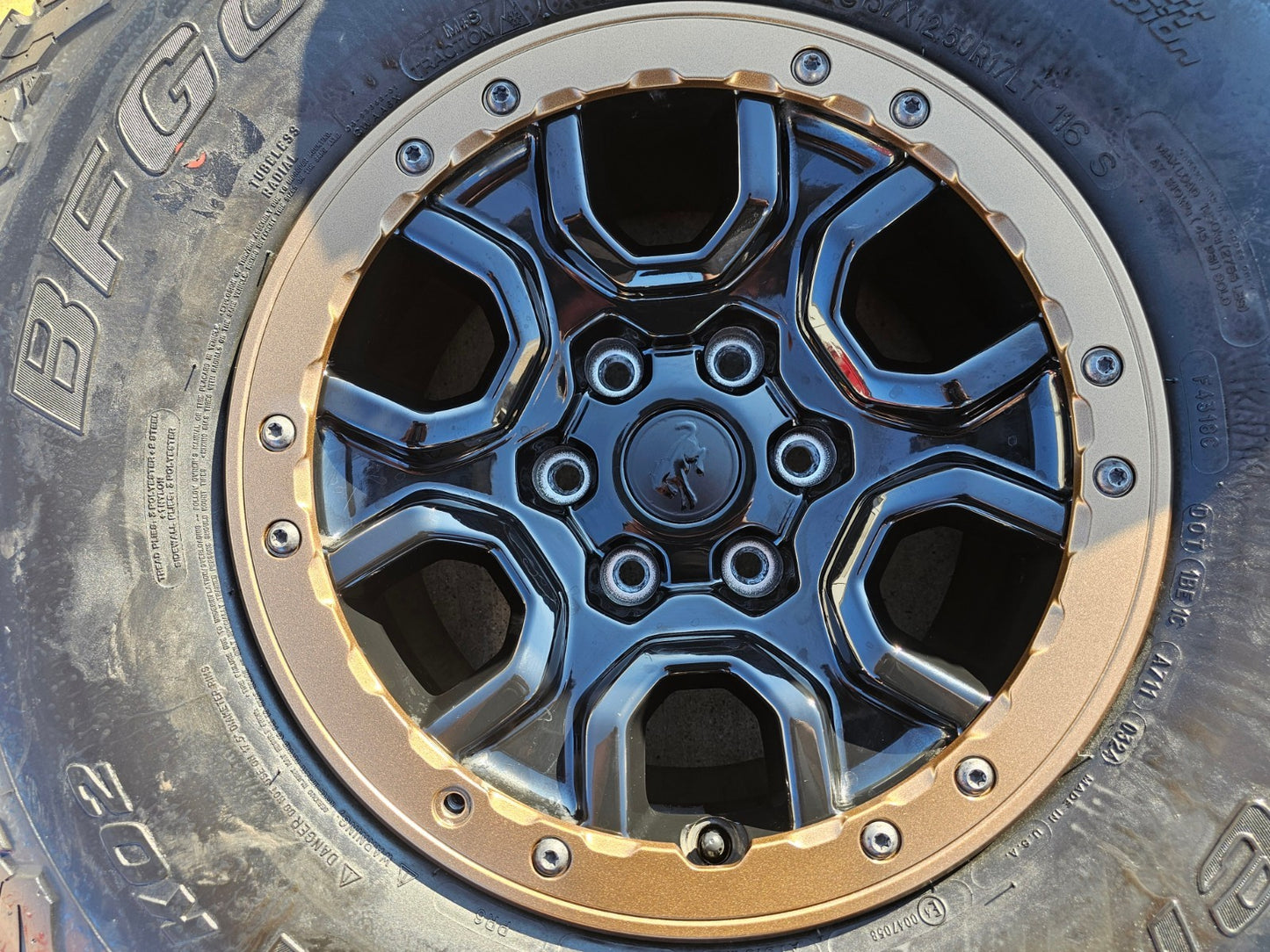17" Ford Bronco SASQUATCH wheels rims BEADLOCK 10388 Ranger BFG KO2 A/T 37"