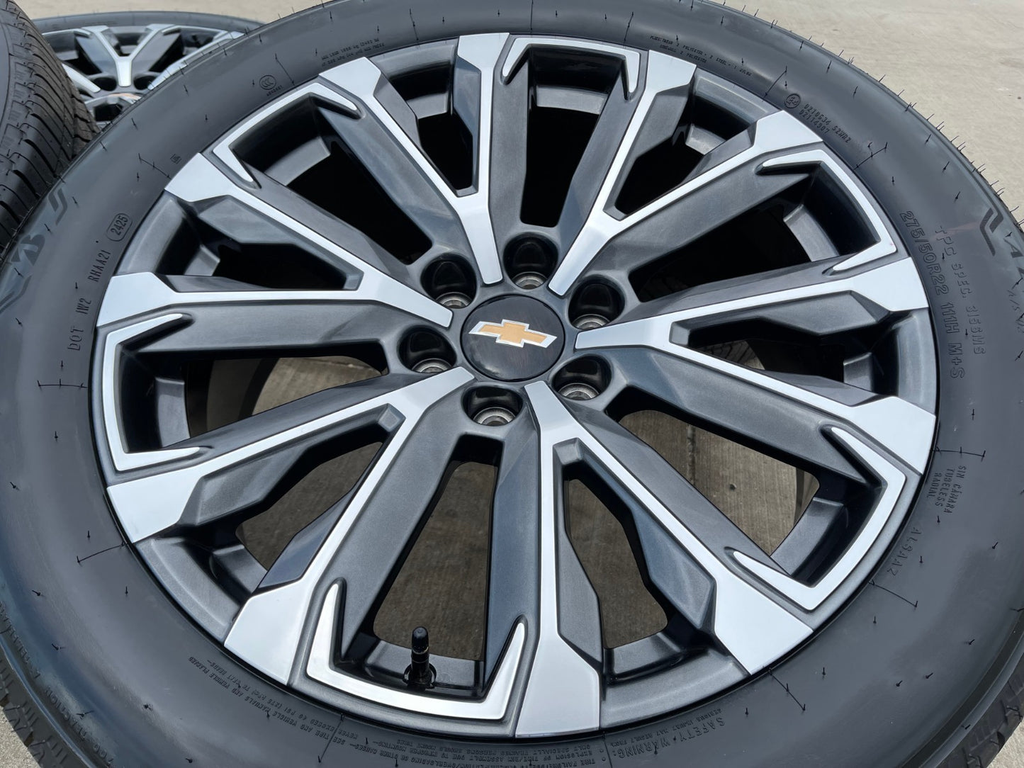 22" Chevy Tahoe Silverado Suburban OEM wheels rims 2022 2023 2024 2025 2026 NEW