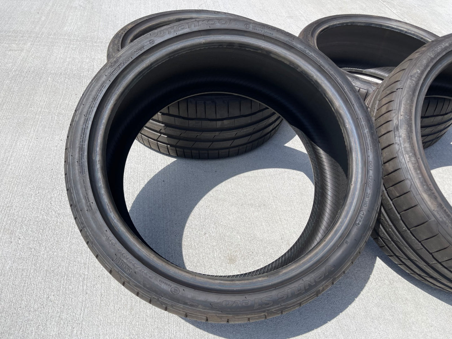 (4) 235/35/19 Hankook Ventus S1 Evo 3 tires 235/35R19 91Y DISCOUNTED