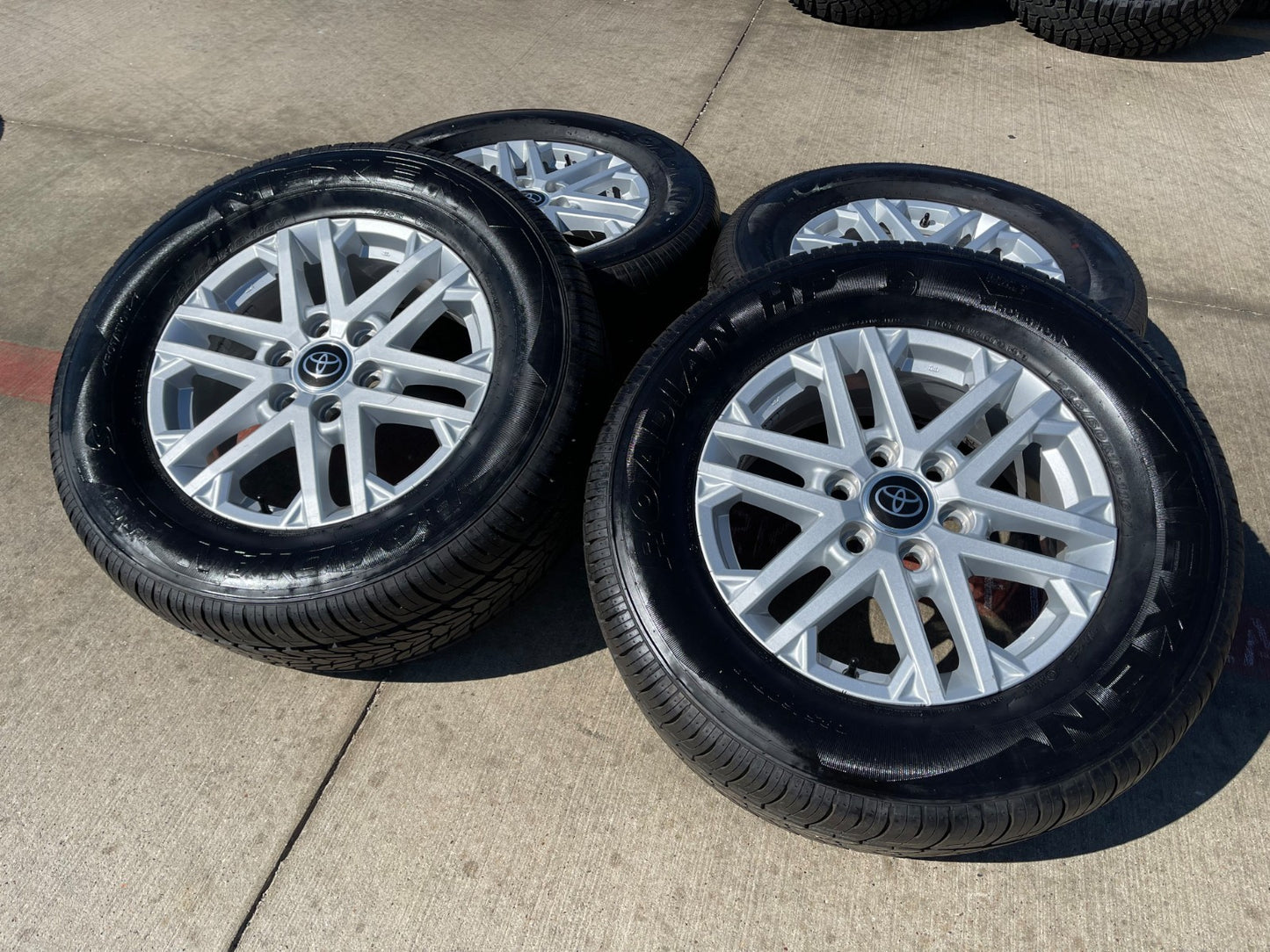 18" Toyota Tundra Sequoia OEM wheels rims 75281 LX600 2022 2024 2025 2026 NEXEN