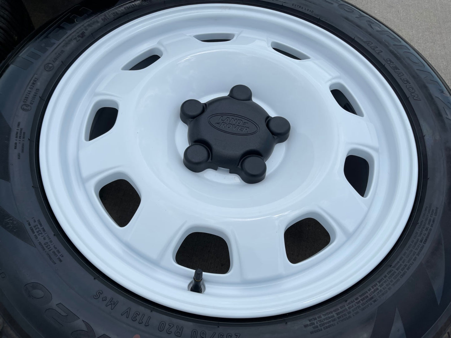 20" Land Rover Defender OEM wheels rims Range 2024 2025 2026 NEW