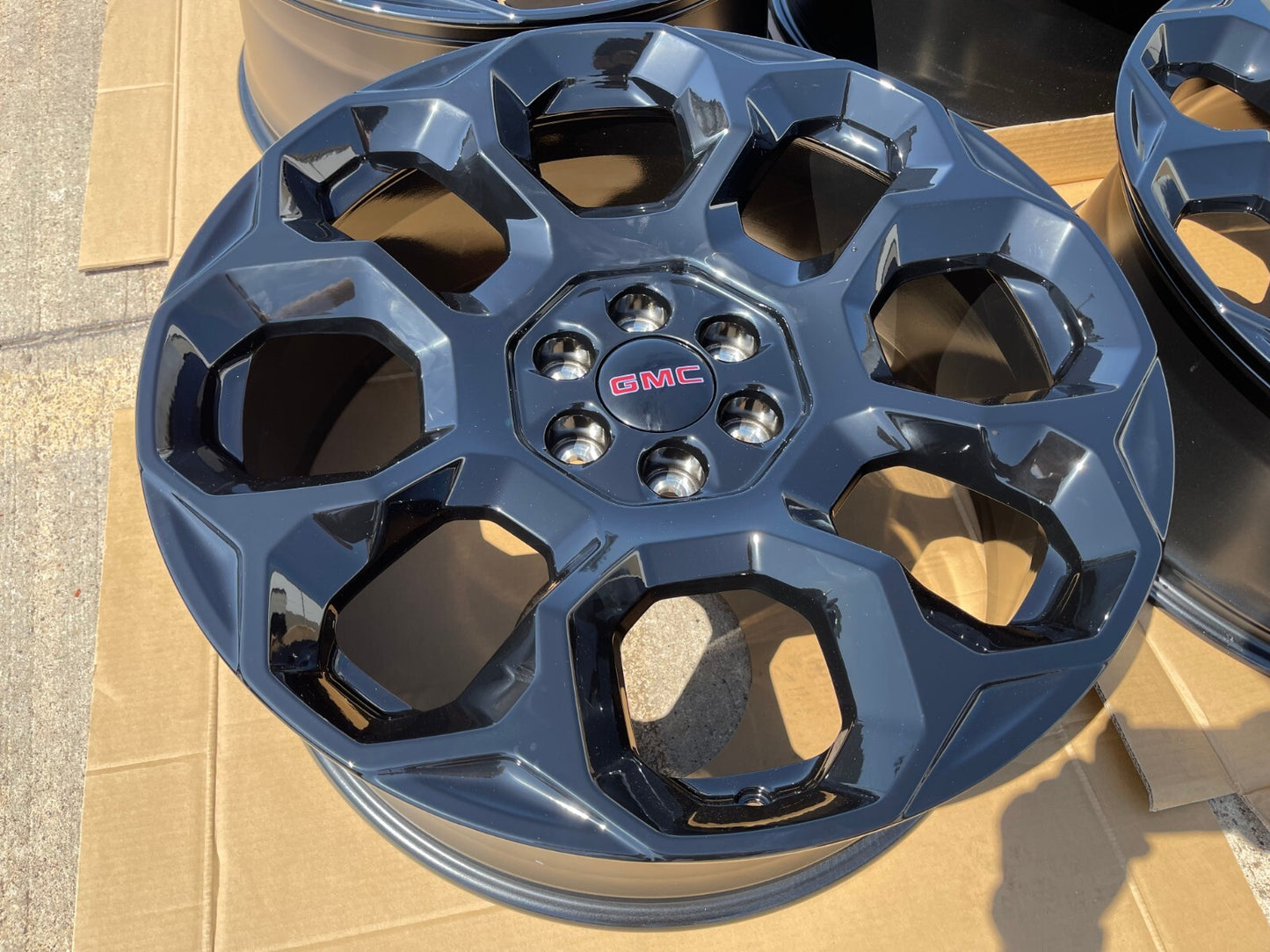 24" GMC Yukon Sierra Tahoe Cadillac Escalade OEM wheels rims 2025 2026 2027 NEW