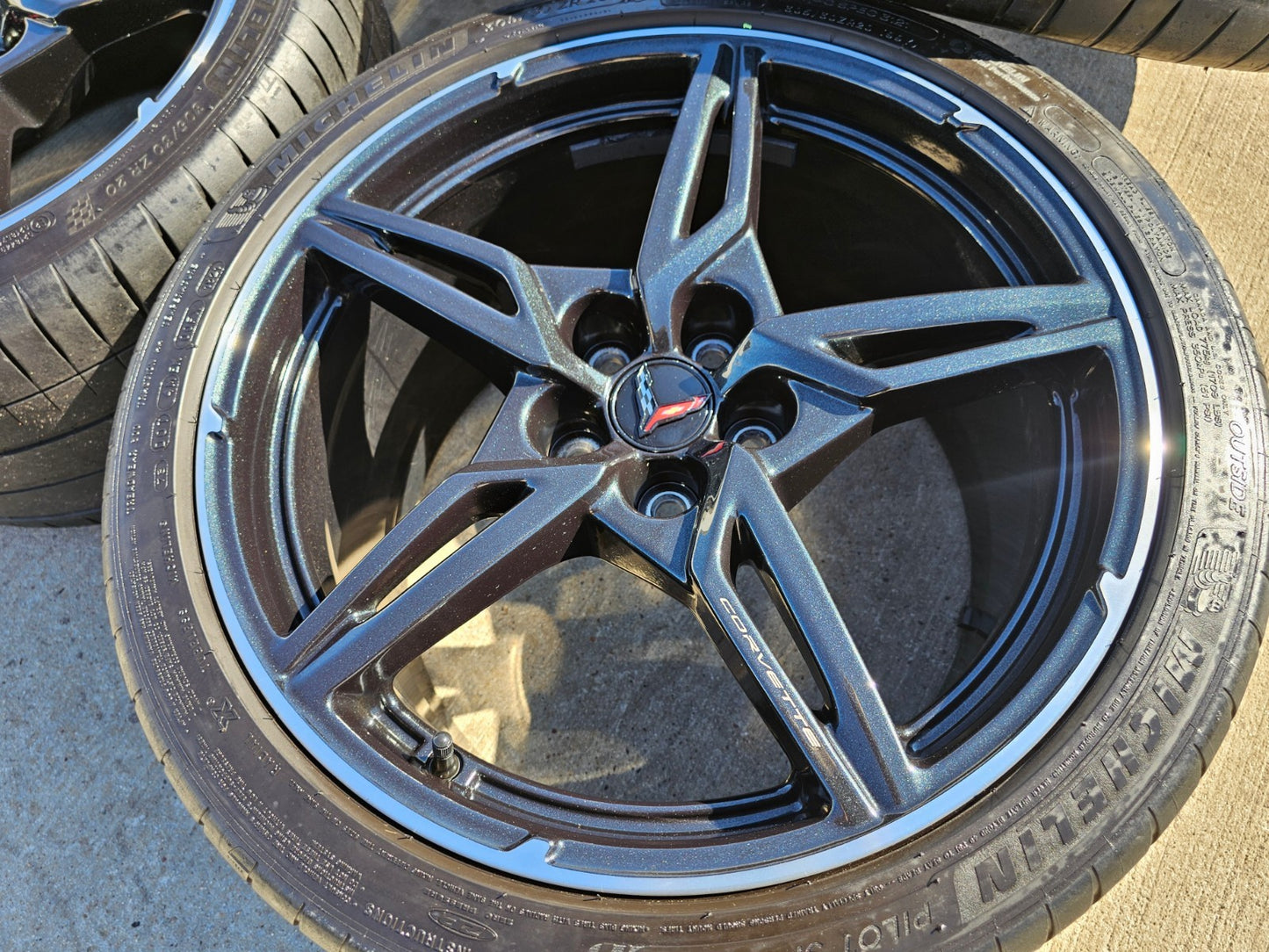 19" + 20" Chevy Corvette C8 OEM 14007 14008 wheels rims MICHELIN
