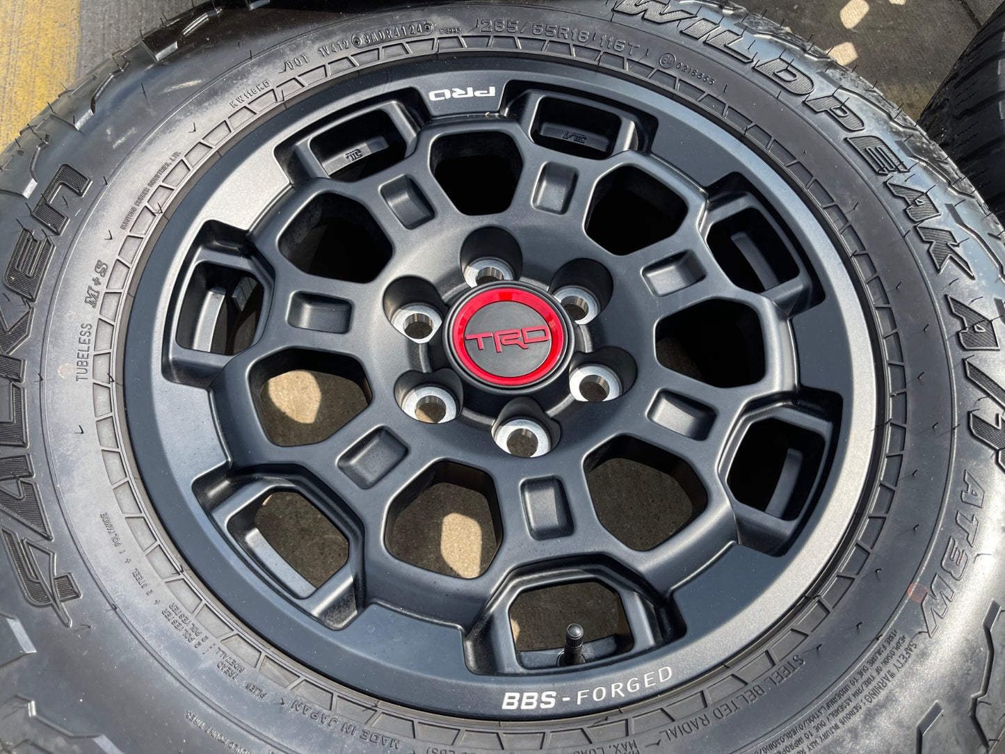 18" Toyota Tundra TRD BBS FORGED OEM black 95458 wheels rims Sequoia FALKEN A/T3