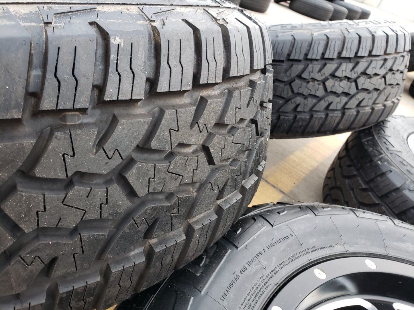 20x9 Fuel Jeep Maverick Wrangler Gladitor wheels rims 33" tires 5x127 5x112