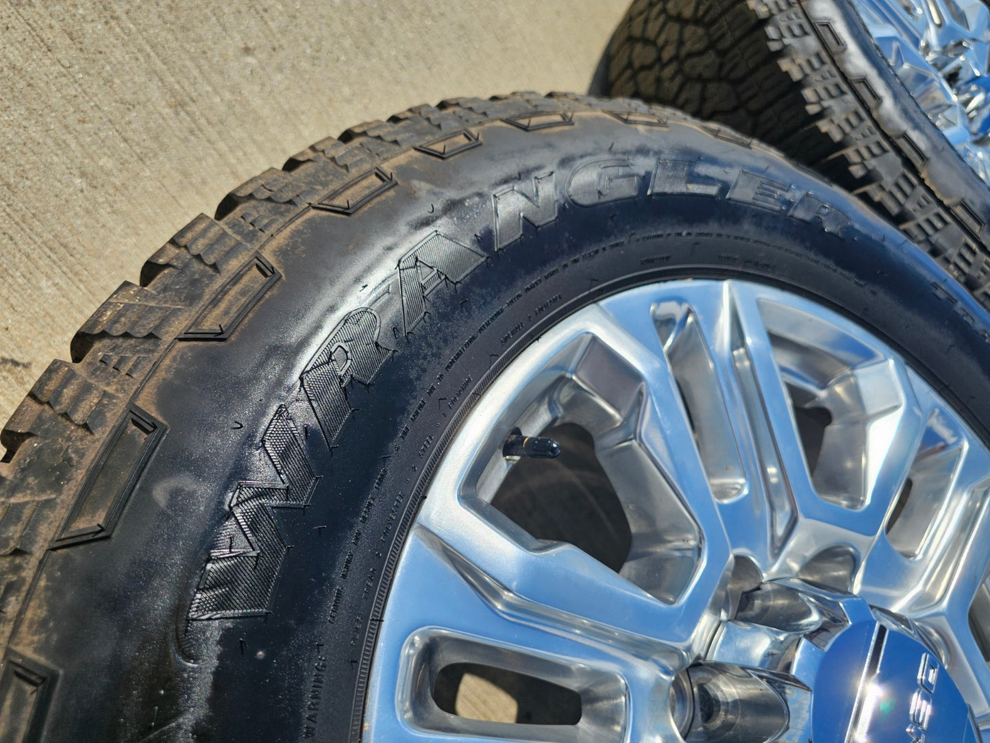 20" GMC Sierra Denali 2500 3500 OEM 5957 wheels rims tires 2024 2025 2026 NEW