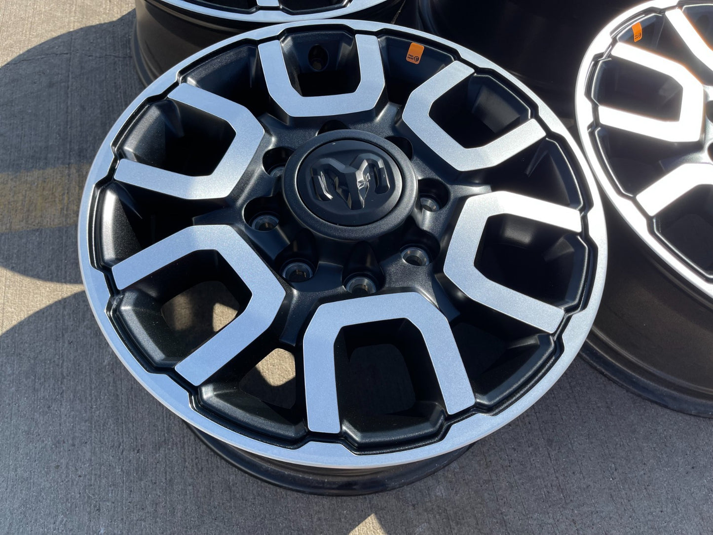 18" RAM 2500 3500 LARAMIE OEM 2694 wheels rims 2024 2025 2026 2027 NEW