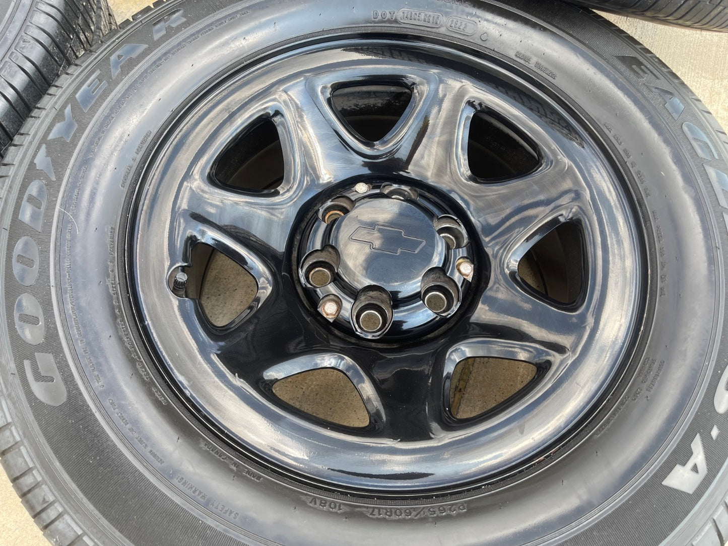 17" Chevy Tahoe PPV OEM Police Package 8111 SET wheels rims tires