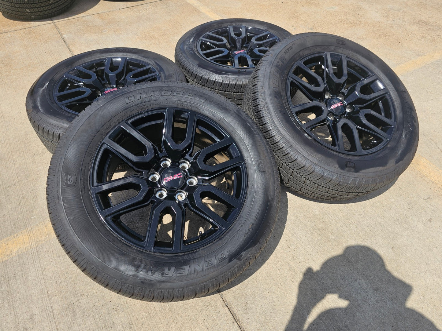 20" GMC Sierra Yukon Chevy OEM black 5914 5918 wheels rims 2023 2024 2025 2026