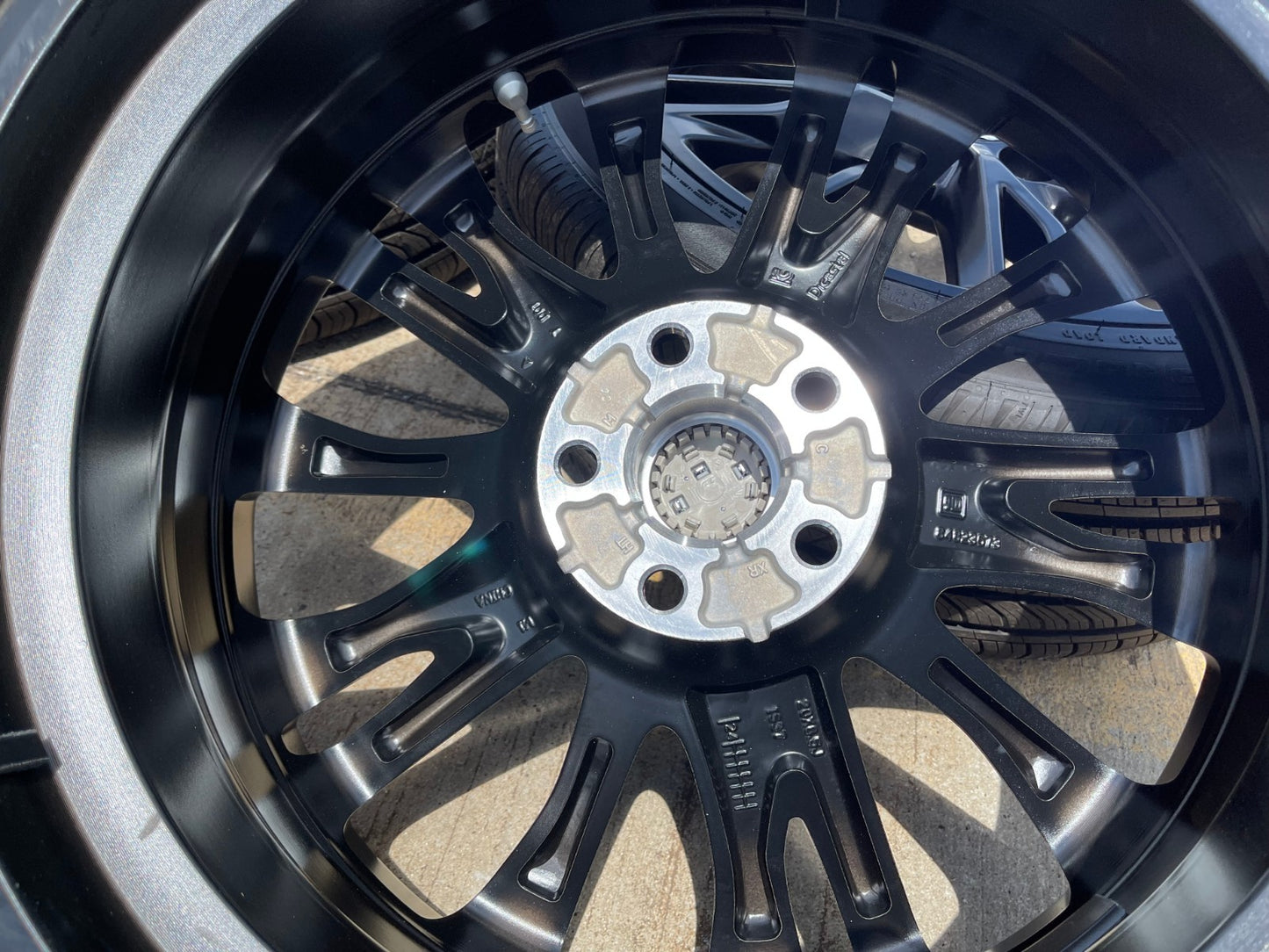 20" Cadillac XT4 OEM 4890 wheel rim black tire 2023 2024 2025 2026 2027 NEW