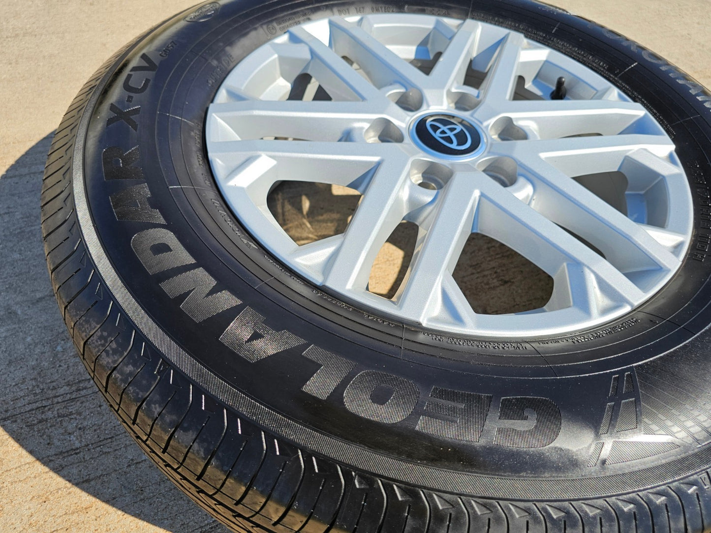 18" Toyota Tundra Sequoia OEM wheel rim 75281 spare LX600 2024 2025 2026 NEW