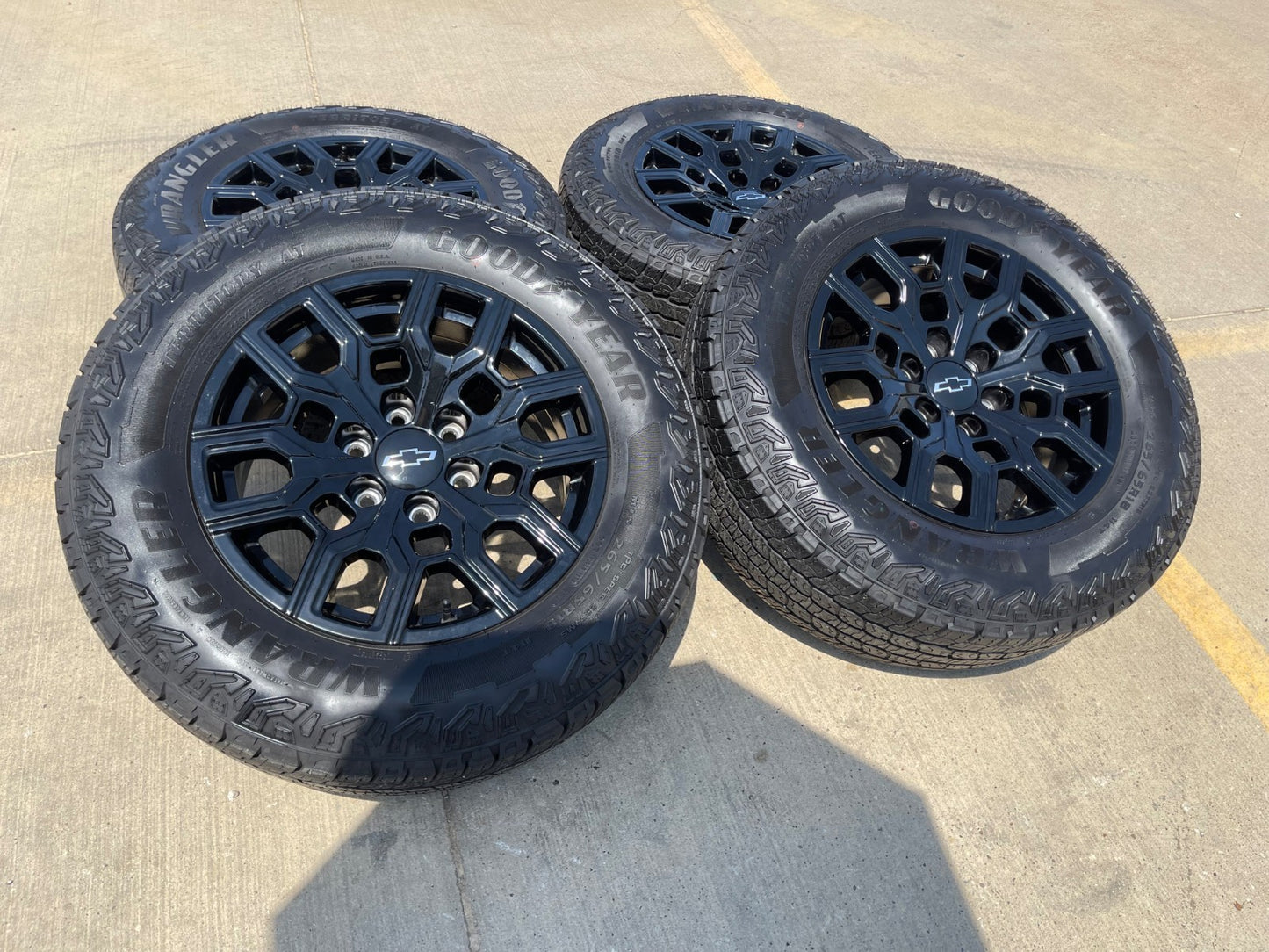 18" Chevy Colorado Tahoe GMC Sierra Canyon OEM 14097 wheels rims 2025 2026 SET