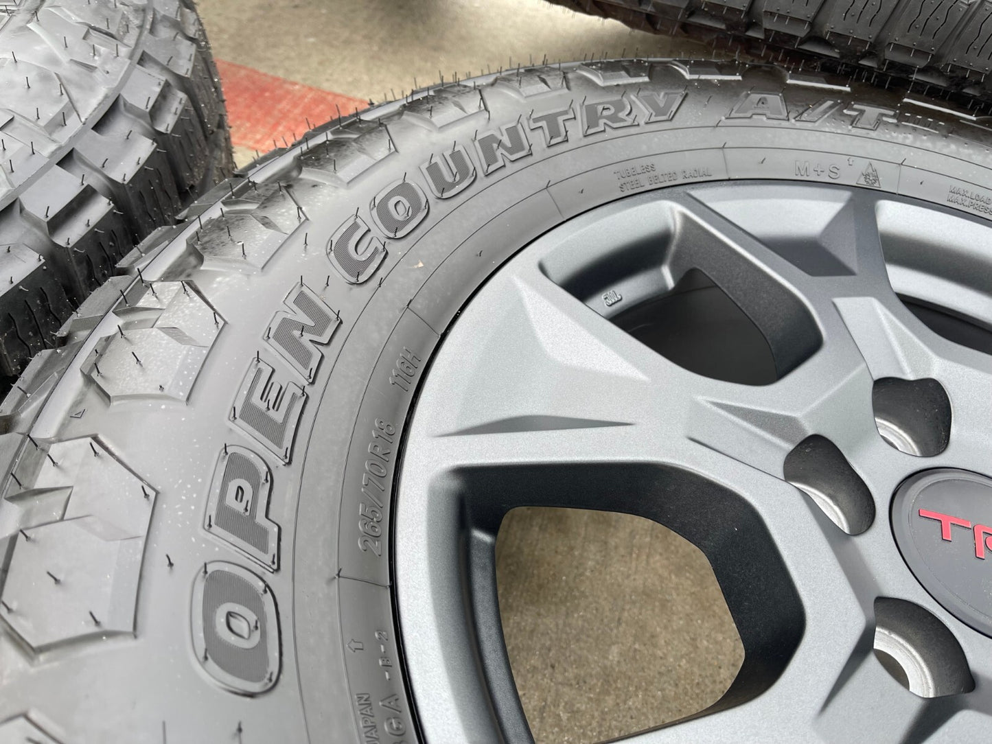 18" Toyota Tacoma Tundra Sequoia Land Cruiser TRD OEM 10544 wheels rims 2026 NEW