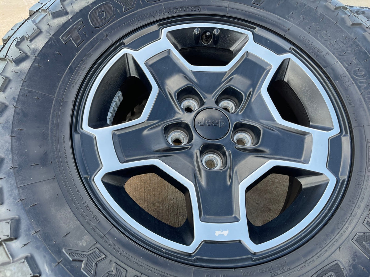 17" Jeep Wrangler RUBICON OEM wheel rim 9259 black single
