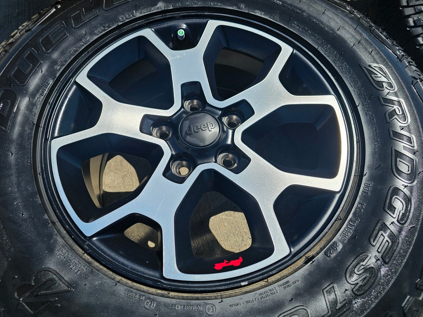 17" Jeep Wrangler Rubicon OEM 9218 wheels rims Gladiator tires DUELER A/T NEW