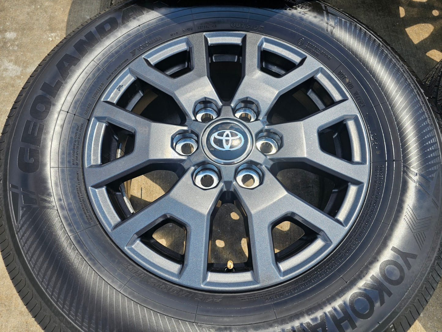 17" Toyota 4Runner Tacoma TRD OEM 94254 10637 wheels rims 2024 2025 2026 NEW