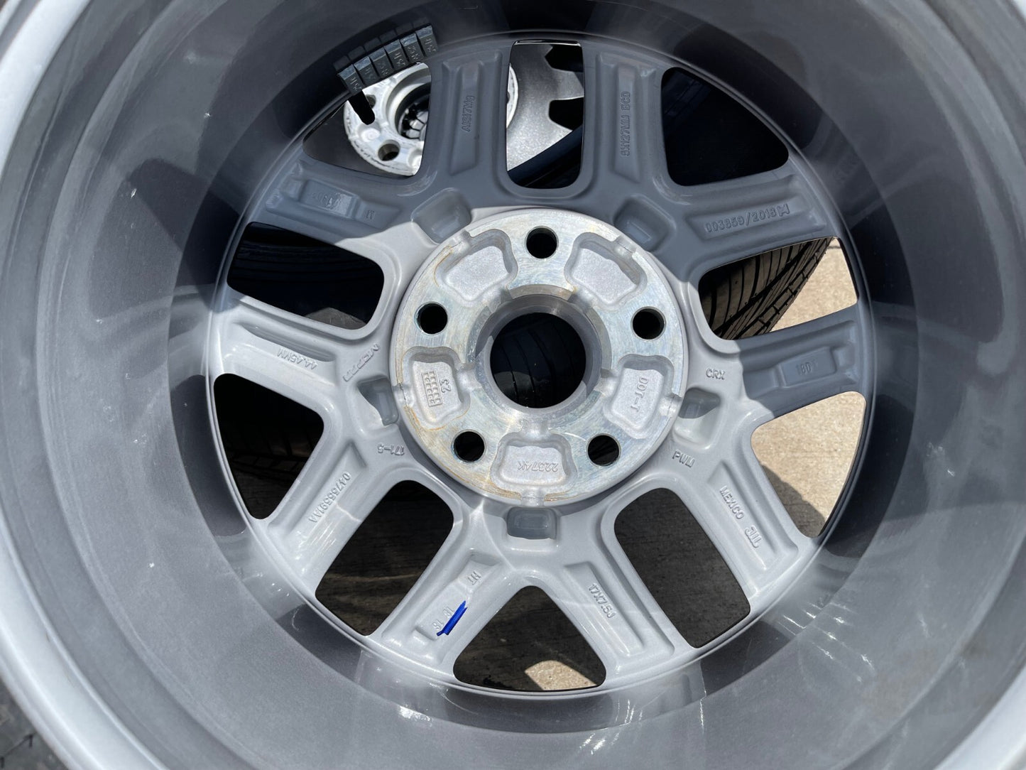 17" Jeep Wrangler Rubicon Sport S OEM wheel rim 51649 Gladiator DUELER A/T NEW