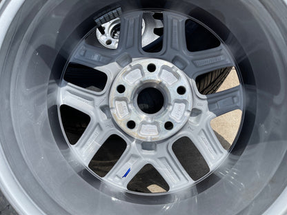 17" Jeep Wrangler Rubicon Sport S OEM wheel rim 51649 Gladiator DUELER A/T NEW
