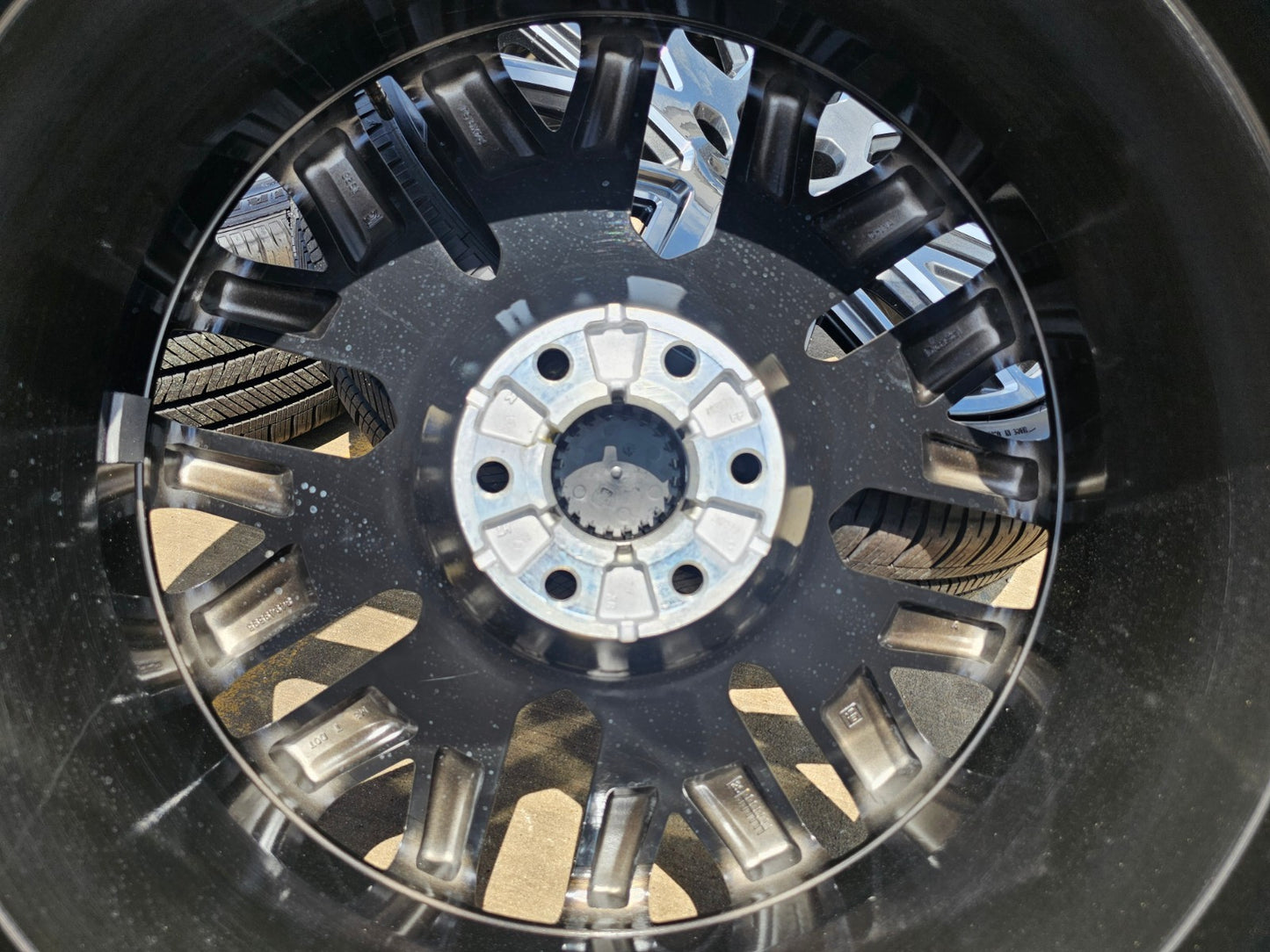 24" GMC Yukon Sierra DENALI OEM wheels rims GOODYEAR SET 2024 2025 2026 2027 NEW