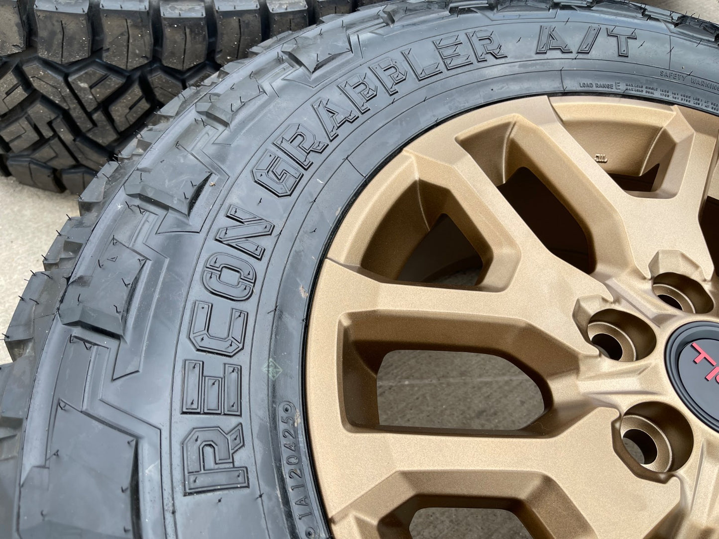 20" Toyota Tundra TSS TRD OEM rims 95359 75277 Sequoia bronze 2024 2025 2026 NEW