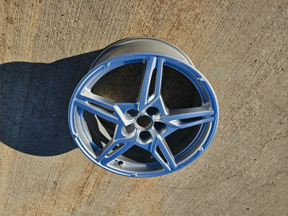 19" Chevy Corvette C8 OEM wheel rim 14007 96704 FRONT 2023 2024 2025 2026 NEW