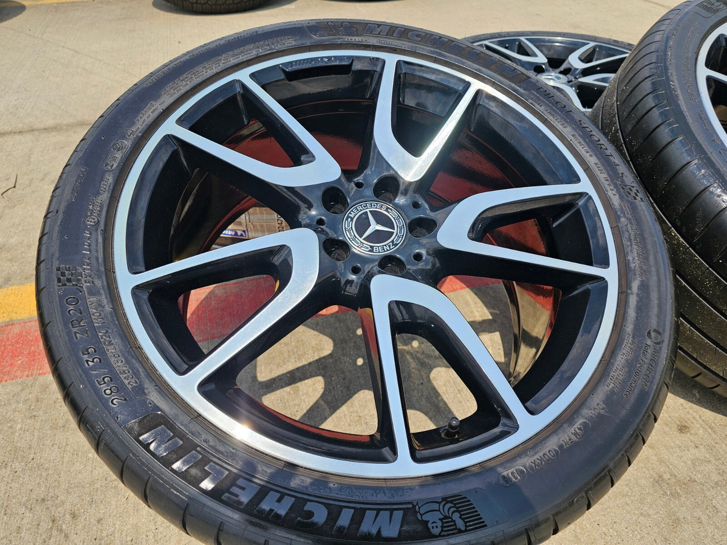 20" Mercedes E43 E53 E400 AMG S580 S65 S63 OEM 85543 85544 wheels rims MICHELIN