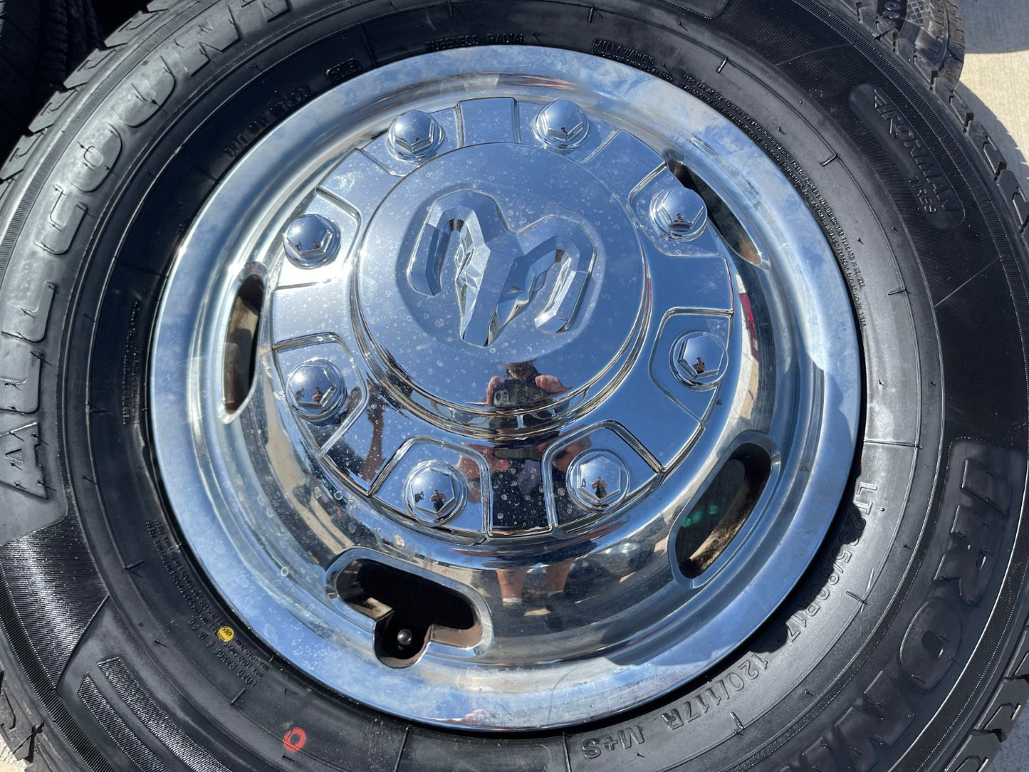 17" Dodge Ram 3500 Dually Laramie 8x200 wheels rims 2703 2704 OEM DISCOUNTED