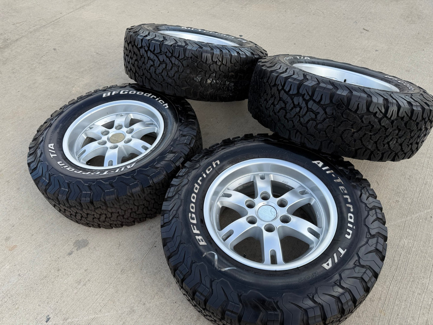 17" Toyota FJ Cruiser BBS TRD PRO 4Runner Tacoma OEM wheels rims BFG KO2 A/T NEW
