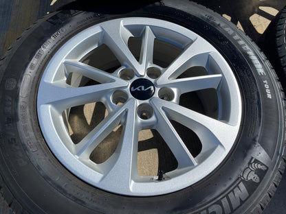 17" Kia Carnival Sportage OEM wheels rims 74829 Sorento Sedona SET
