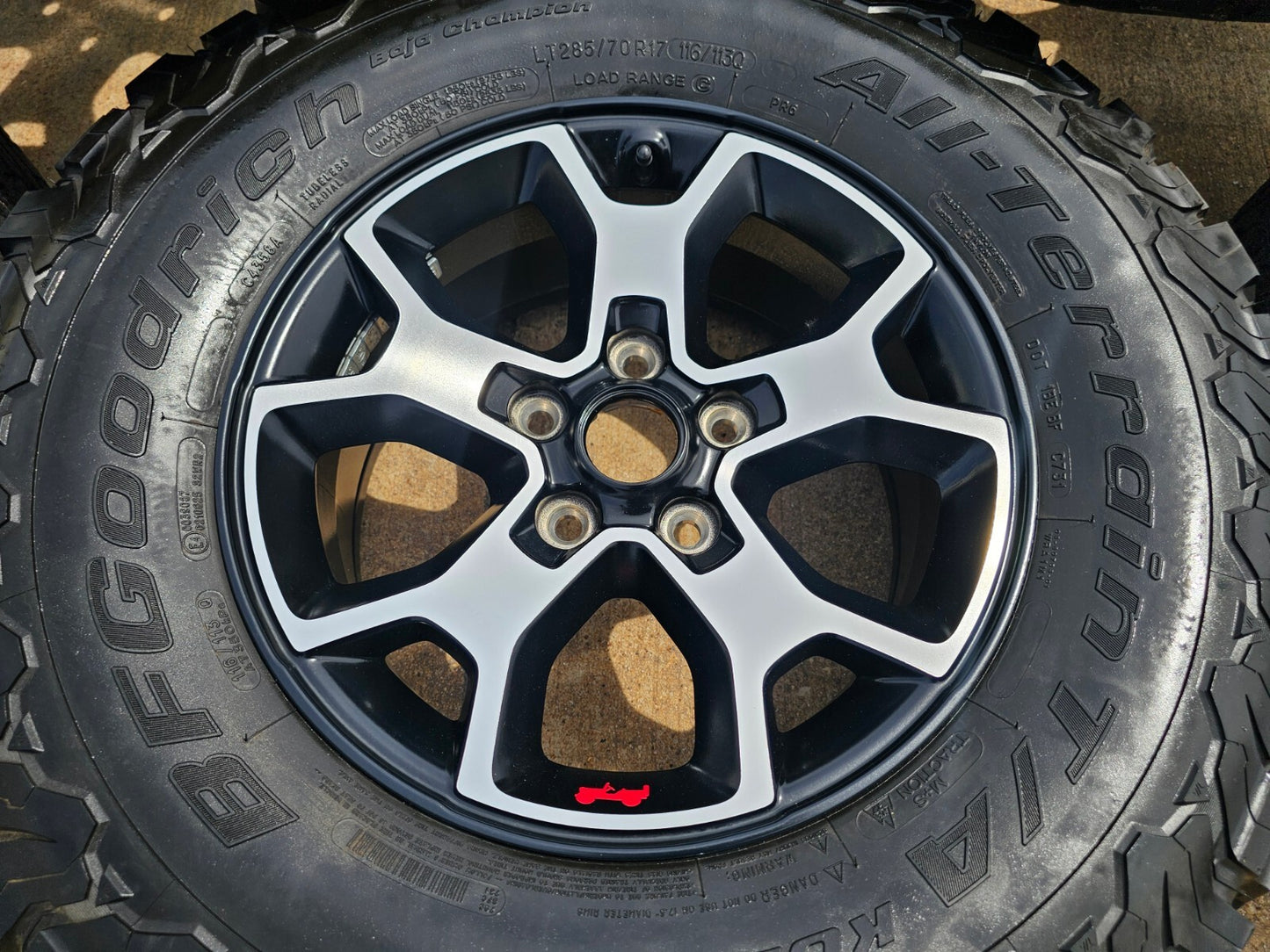 17" Jeep Wrangler Rubicon OEM 9218 Black wheels rims Gladiator BFG 33"