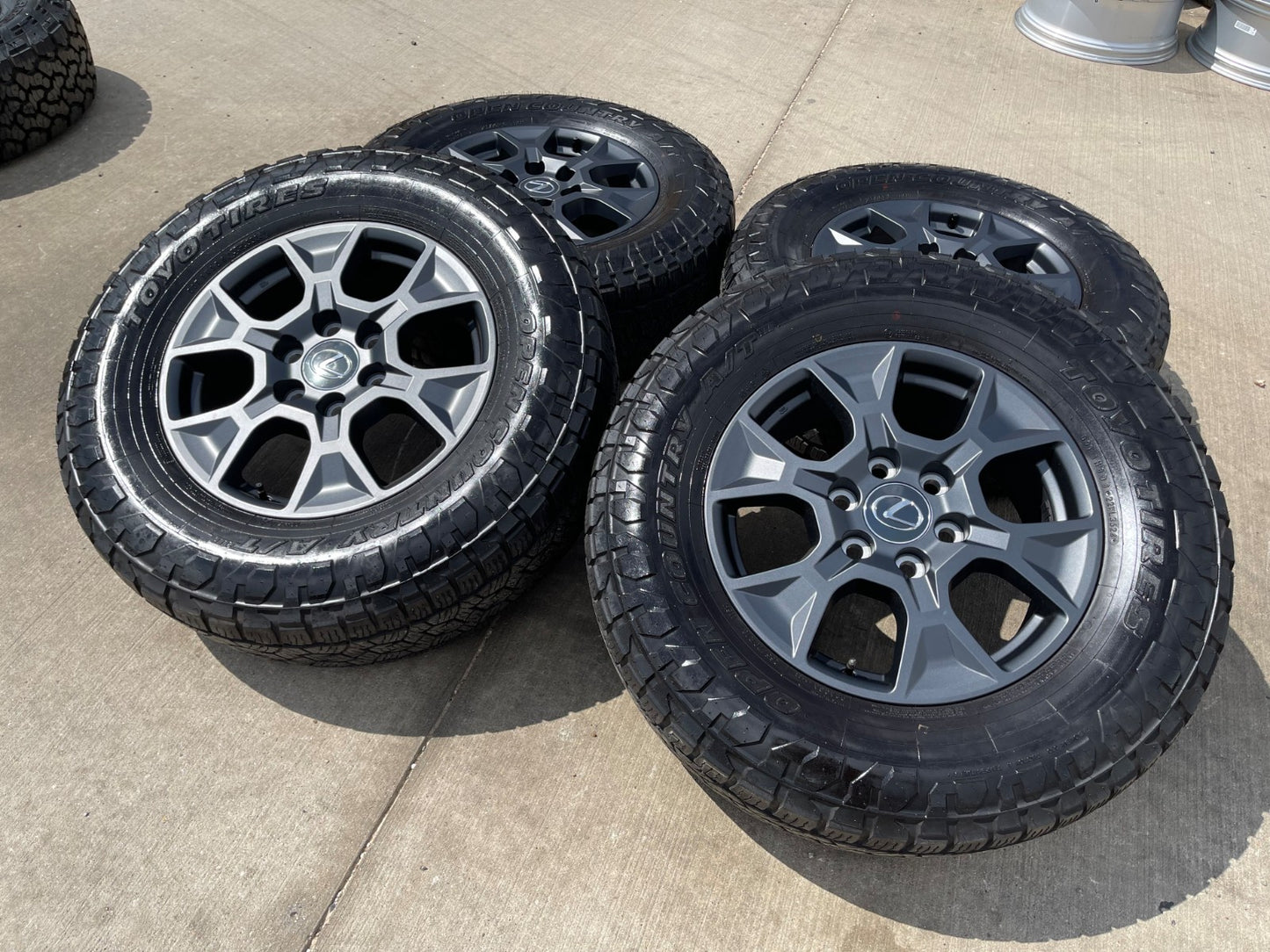 18" Toyota Tacoma TRD OEM 10544 wheels rims Land Cruiser Tundra SET TOYO A/T3