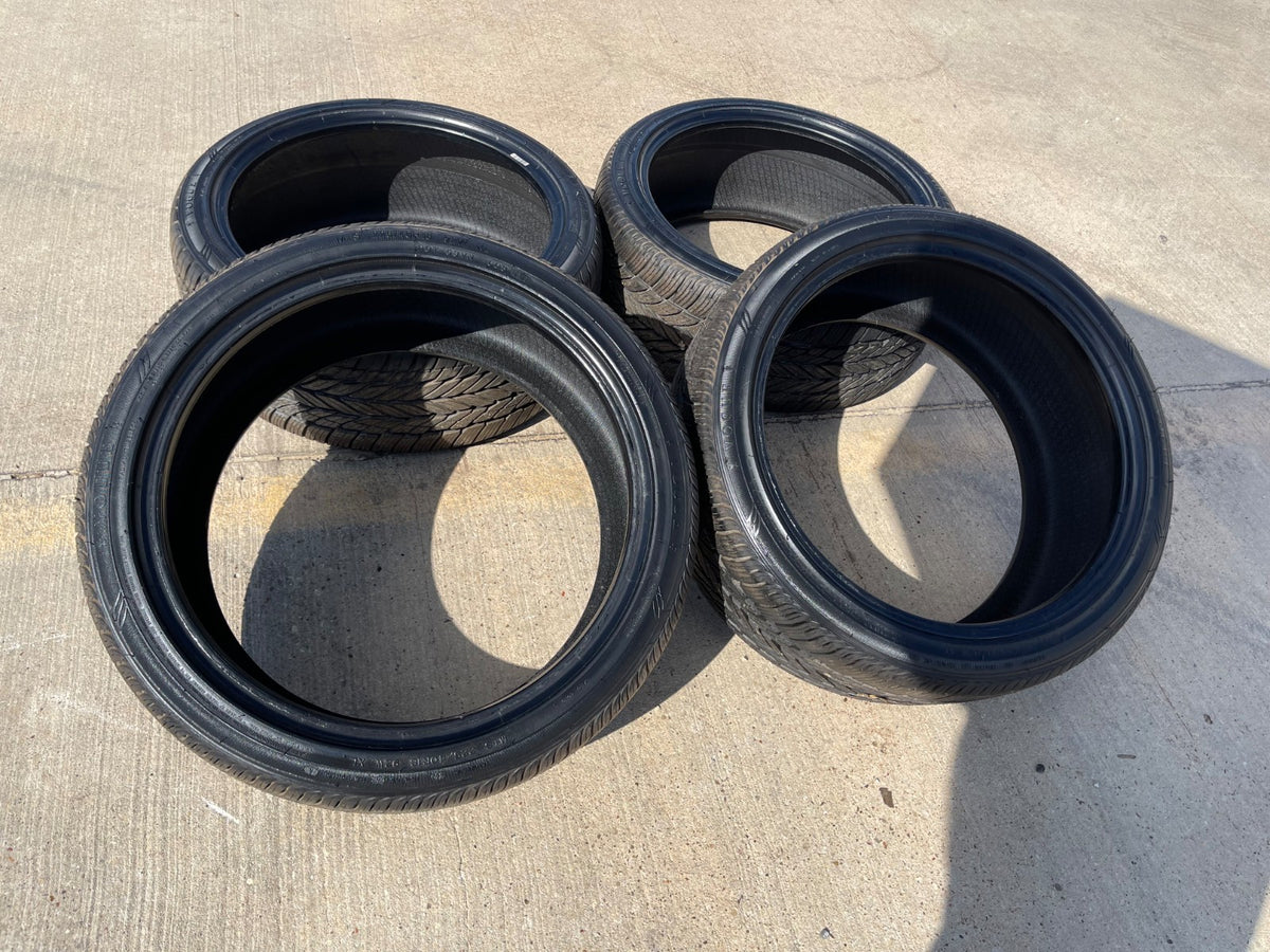(4) 225/40/18 Vogue tires 92W XL 225/40R18 SET