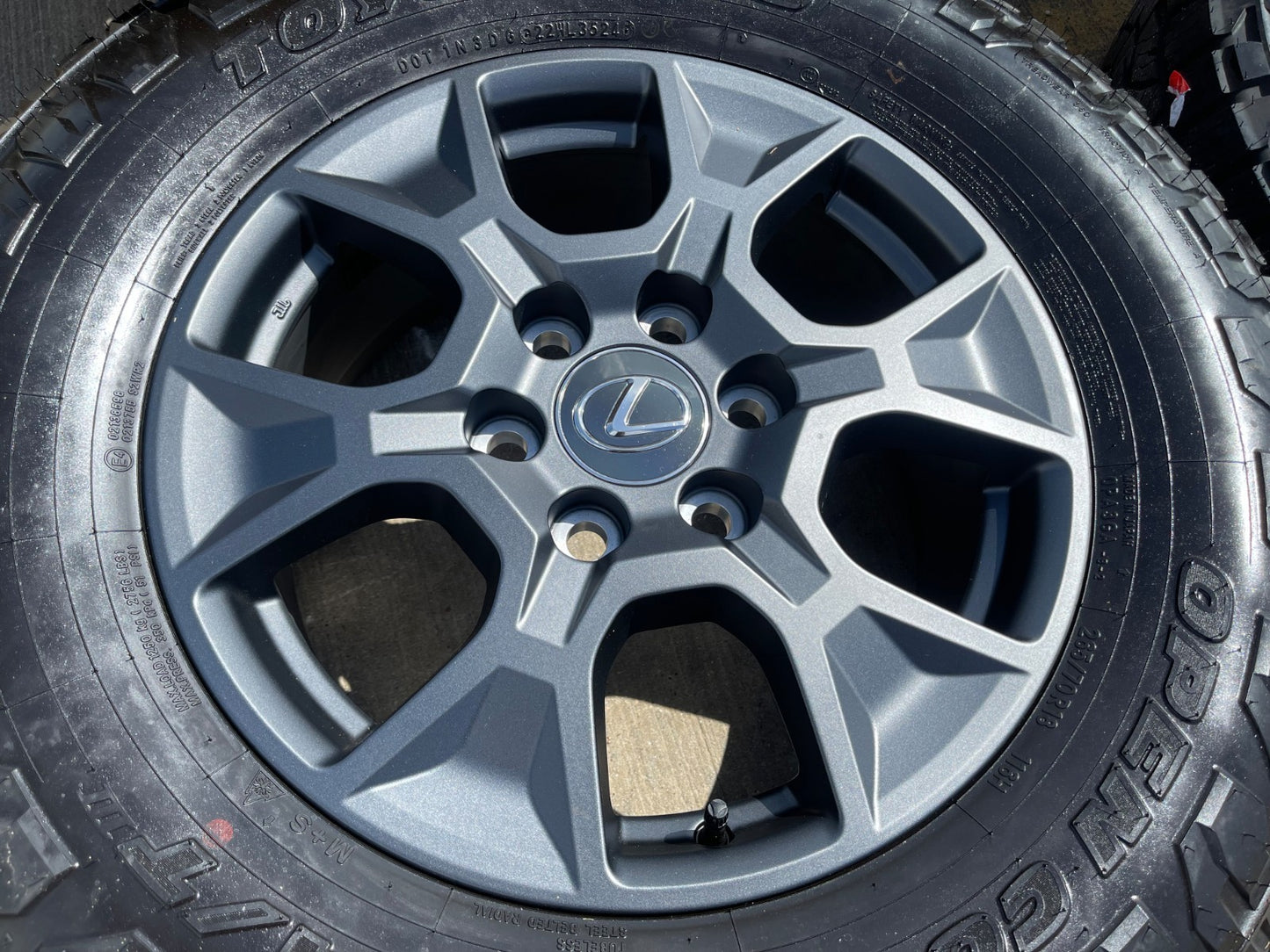 18" Toyota 4Runner Land Cruiser TRD Tundra OEM 10544 wheels rims GX550 TOYO A/T3