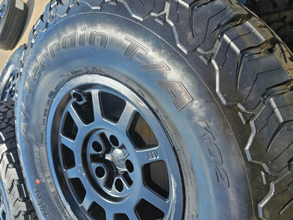 (5) 17" AEV Jeep Wrangler Rubicon OEM Salta wheels rims Gladiator BFG 37" NEW