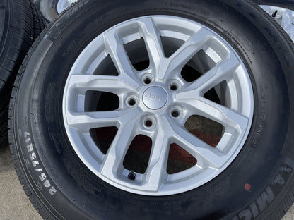 17" Jeep Wrangler Gladiator RUBICON OEM 9301 95329 wheels rims tires MICHELIN