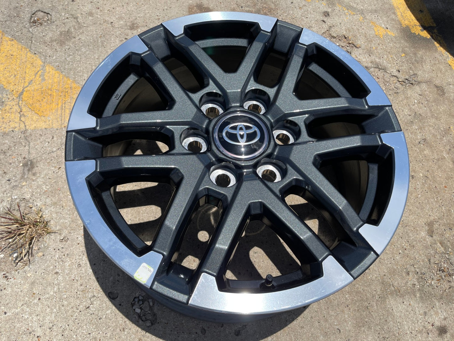 18" Toyota Tacoma 4Runner TRD OEM 10641 wheel rim spare 2024 2025 2026