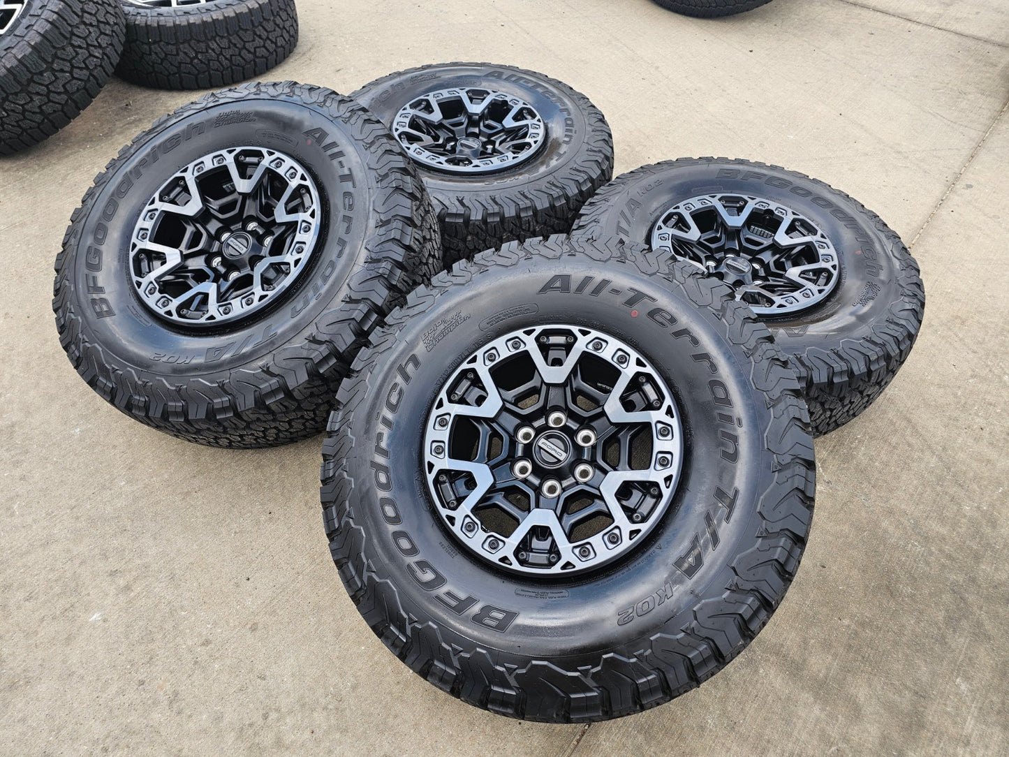 (4) 17" Ford F-150 Raptor R OEM BEADLOCK rims wheels 2024 2025 2026 2027 BFG NEW