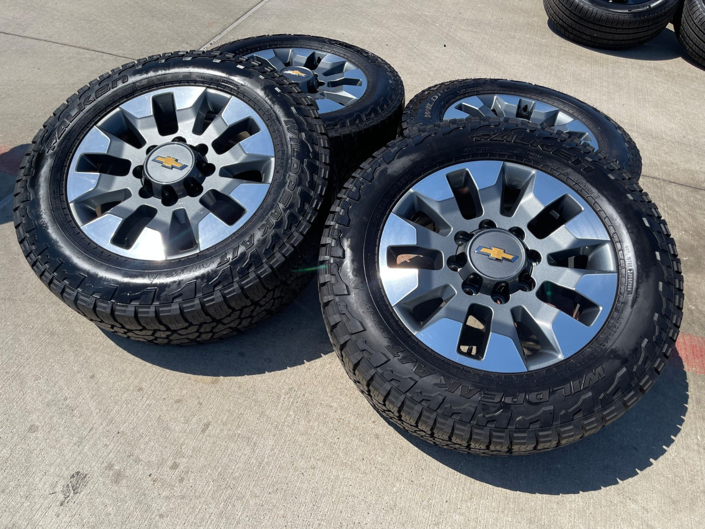 20" Chevy Silverado GMC Sierra 2500 3500 OEM 5960 5947 wheels rims FALKEN A/T3