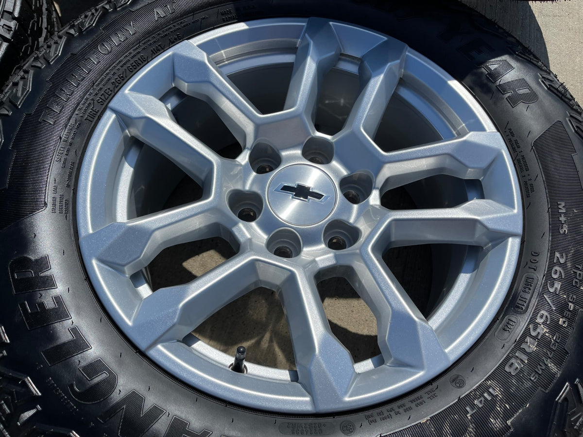 18" Chevy Silverado Suburban Tahoe OEM 14091 wheels rims GMC SET GOODYEAR A/T