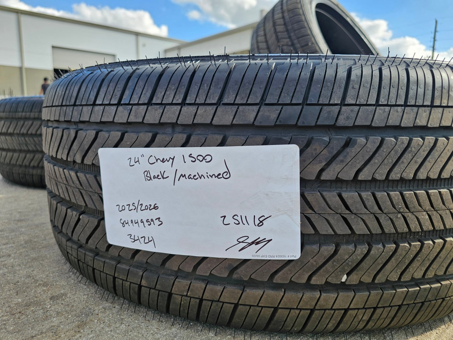 24" Chevy Tahoe Suburban Silverado OEM High Country wheels rims 2025 2026 NEW