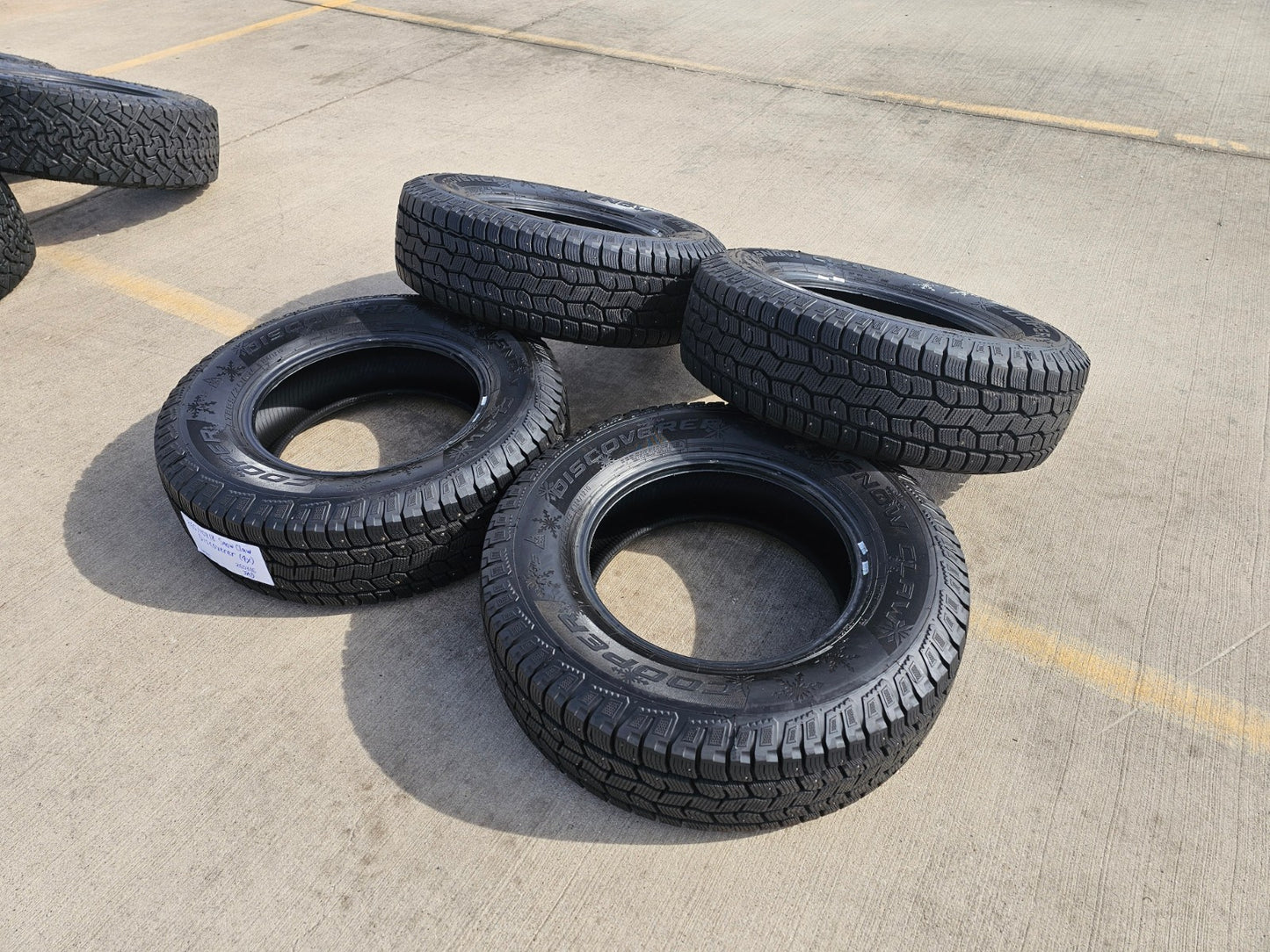 (4) 265/70/18 Cooper Discoverer Snow Claw LT 10 ply load range E tires