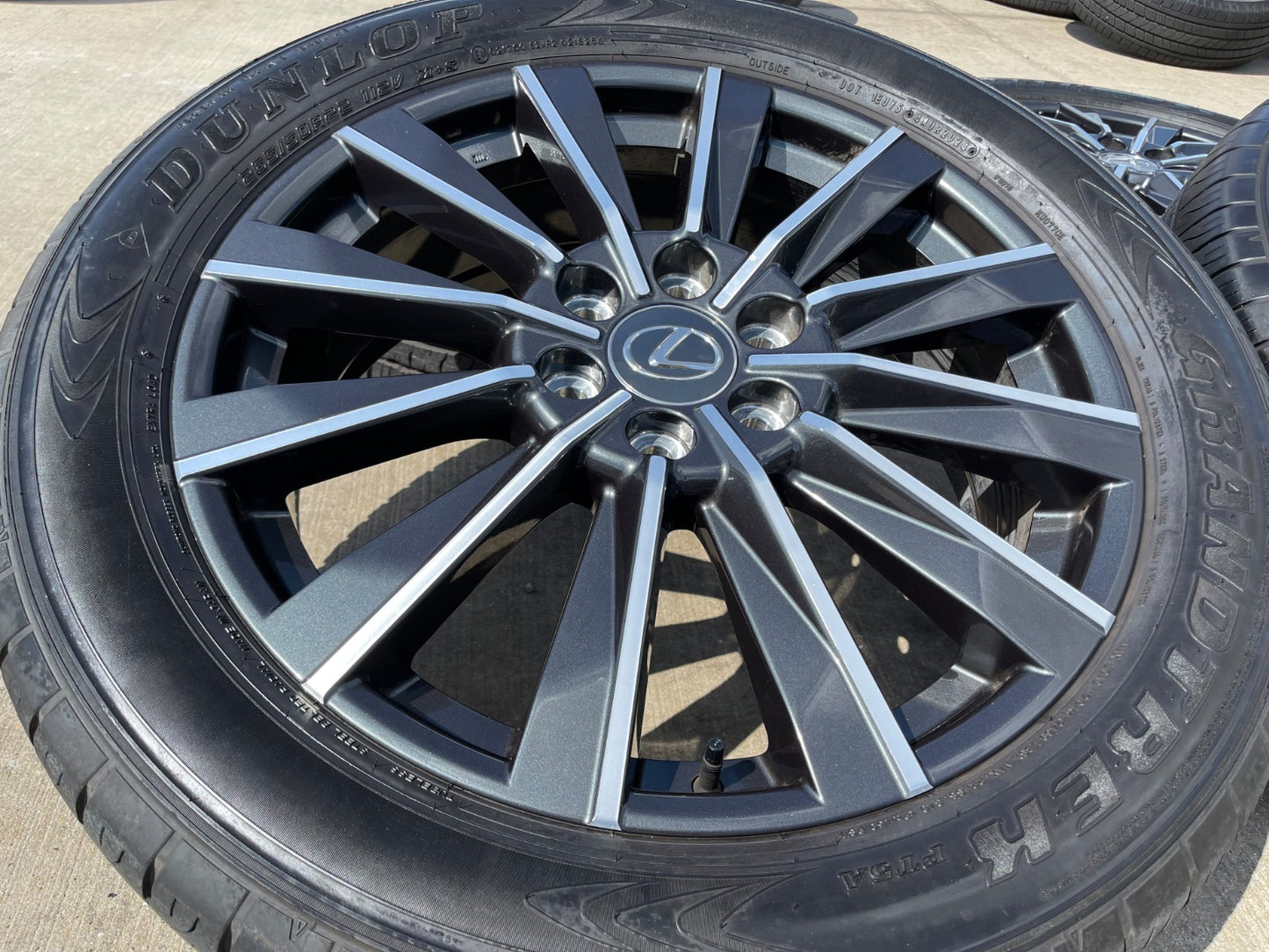 22" Lexus GX550 OEM wheels rims Toyota Land Cruiser Tundra 78519 LX600 2024-2027